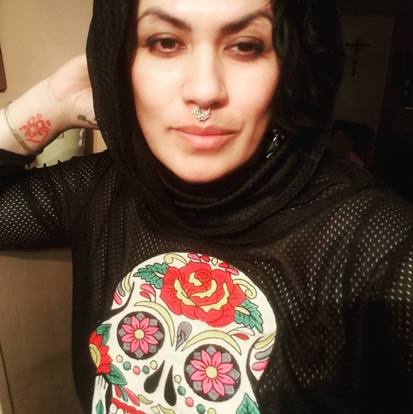 Dia de muertos blouse - Picture 6 of 7